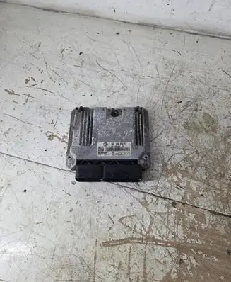 Volkswagen PASSAT B6 Engine control unit/module 06F906056FB 1039S12934 0261S02261