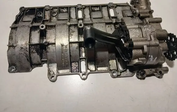 Mercedes-Benz A W168 Oil pump A6400140366