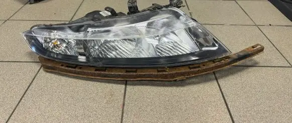 Honda Civic Headlight/headlamp 0301226202 33100SMGG012M1 33100SMGG012