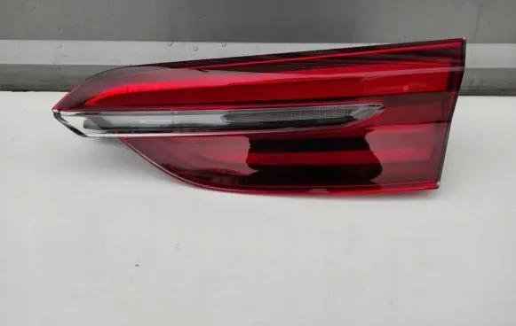 Maserati Grecale Tailgate rear/tail lights 670296350