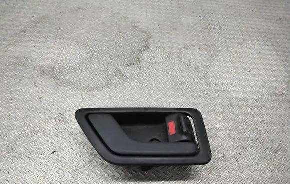 Hyundai Getz Front door interior handle 82821TB010