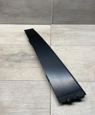 Volkswagen PASSAT B7 Rear door glass trim molding 3C0839902