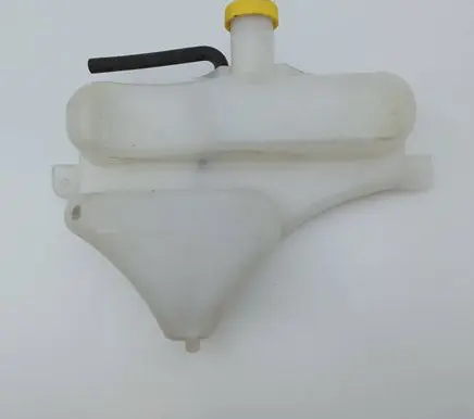 Mazda 6 Coolant expansion tank/reservoir 