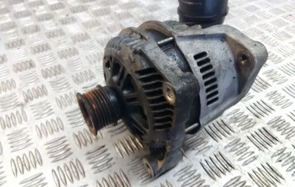 BMW 3 E46 Generator/alternator 627379