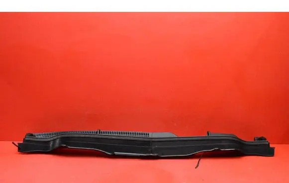Suzuki SX4 Wiper trim 7234361M1