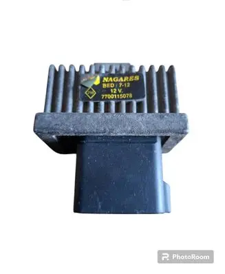 Opel Vivaro Glow plug pre-heat relay 7700115078