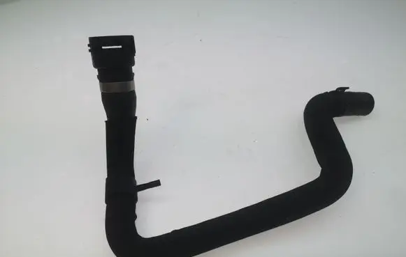 Audi A4 S4 B8 8K Engine coolant pipe/hose 8K0121109K