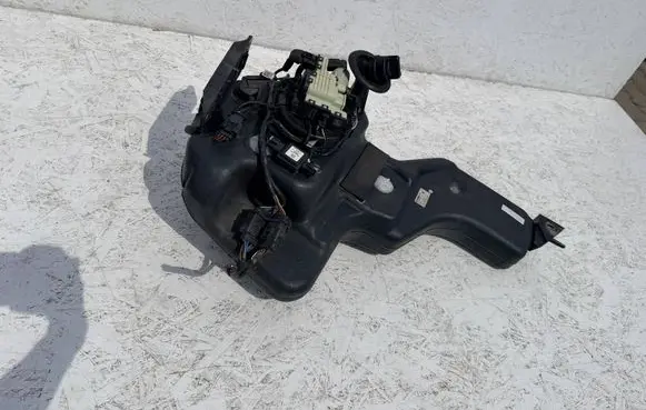 Volkswagen Sharan AdBlue liquid reservoir 7N0131877C