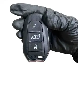 Opel Vivaro Ignition key/card 