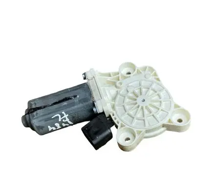 Mercedes-Benz C W203 Front door window regulator motor A2118201842 11020320