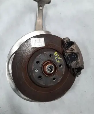 Front wheel hub