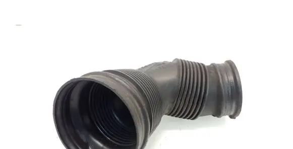 Audi A4 S4 B7 8E 8H Air intake duct part 8E0129615K