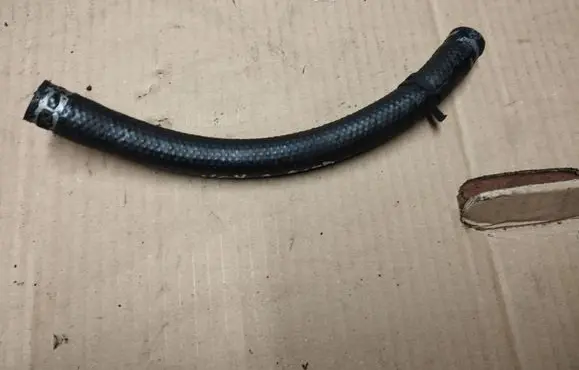 Chrysler Voyager Engine coolant pipe/hose