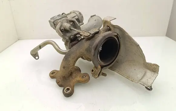 Volkswagen Golf VII Turbo 04E145721L 04E145725AB