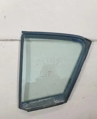 Honda Insight Rear side window