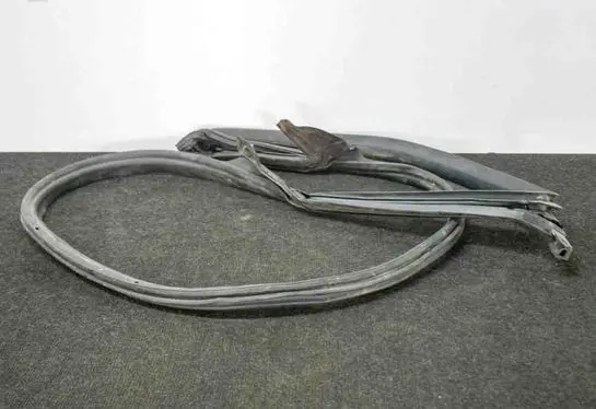 Tesla Model 3 Rubber seal front coupe door 156223