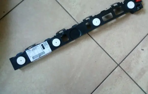 Opel Insignia A Rear bumper mounting bracket 20972949 NE56220