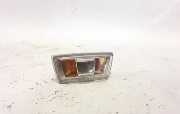 Opel Insignia A Front fender indicator light 13252455 13252456