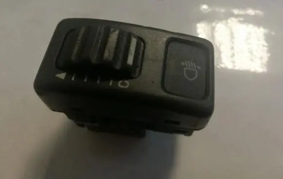 Volvo S70 V70 V70 XC Headlight level height control switch 9162960 97W427
