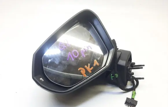 Audi Q2 - Front door electric wing mirror