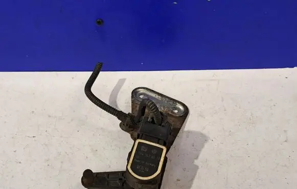 Mercedes-Benz E W212 Headlight/headlamp level sensor A0045426518