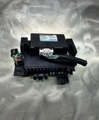 Mazda 6 Central locking relay X1T66673H KD45675U103