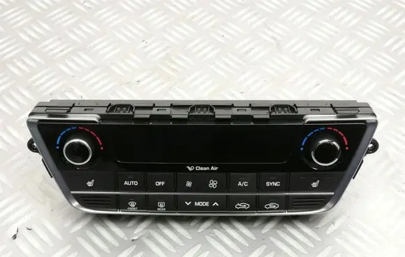 Hyundai Sonata LF Climate control/heater control trim 97250-C3530