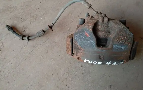 Ford Kuga II Front wheel hub