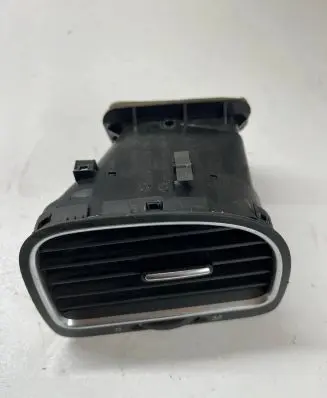 Volkswagen Golf VI Dashboard side air vent grill/cover trim 5K0819710D 5K0819704