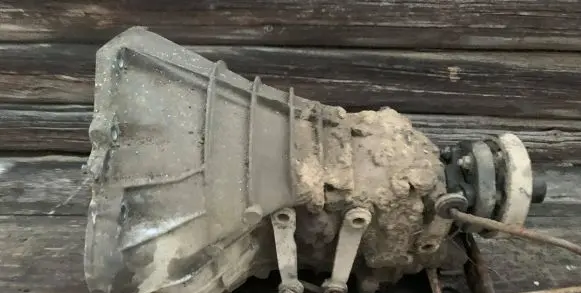 Mercedes-Benz W123 Manual 4 speed gearbox 