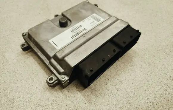 Volvo S40 Engine control unit/module 0797009133 T74499 P30743102