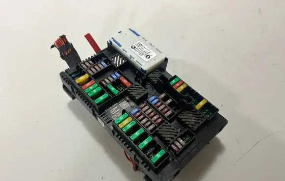 BMW X5 G05 Fuse box set 5A41BD5 5B4C4A7