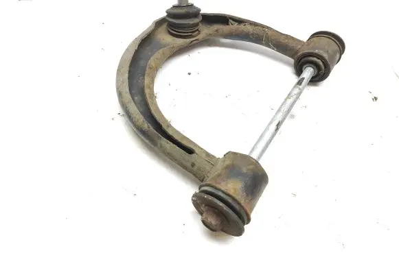 Toyota Land Cruiser (J150) Front lower control arm/wishbone
