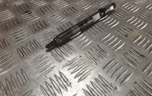 Audi A4 S4 B6 8E 8H Fuel injector 059130201F