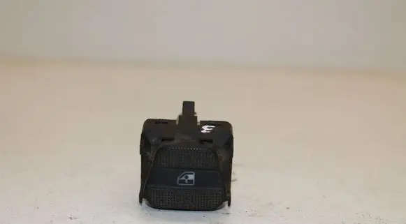 Volkswagen Golf III Electric window control switch