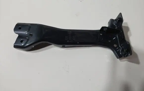 Audi A3 8Y Fender mounting bracket 8Y0821132