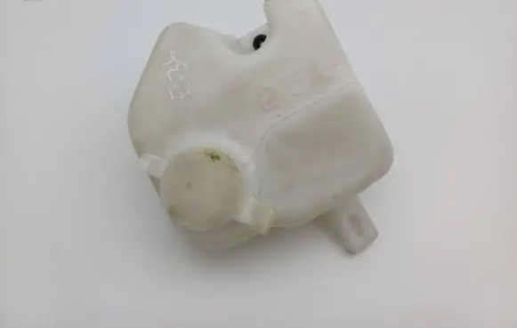 BMW 3 E36 Windshield washer fluid reservoir/tank 8370833