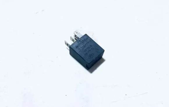 Renault Laguna II Other relay 7700414484 29201041