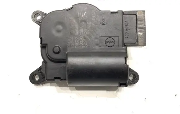 Volkswagen Golf VII Air flap motor/actuator 5Q0907511K