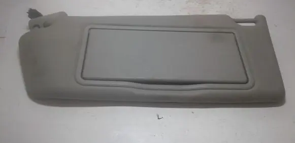 Sun visor