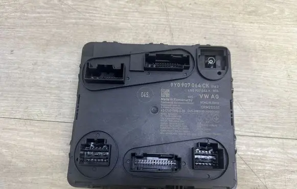 Porsche Cayenne (9Y0 9Y3) Comfort/convenience module 9Y0907064CK 9Y0907064GK