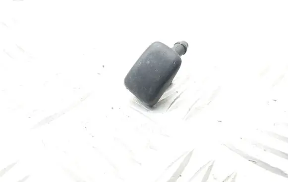 Skoda Fabia Mk2 (5J) Windshield washer spray nozzle 5J0955985