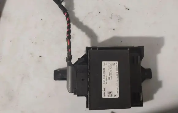 Audi A4 S4 B8 8K Current control relay 8K0959663B
