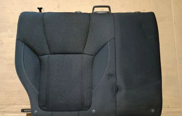 Rear seat