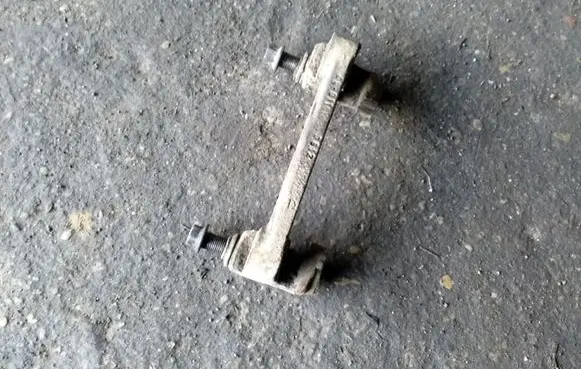 Opel Sintra Brake caliper pad carrier rear 