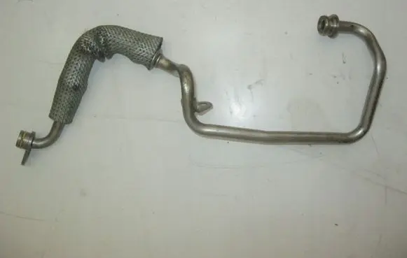 Coolant pipe/hose