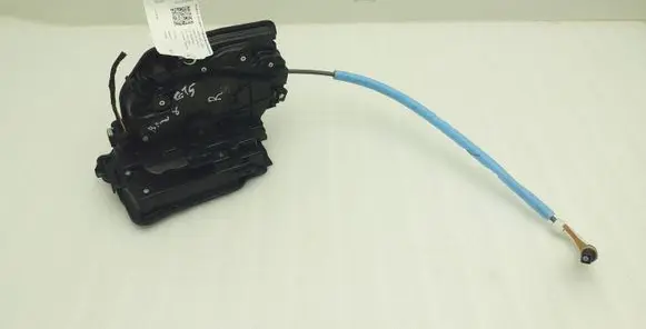 BMW 8 G15 Front door lock 7477688 51217477688