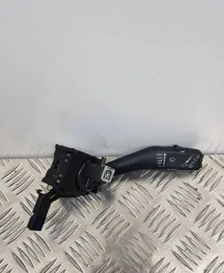 Volkswagen Touran I Wiper control stalk ANP80H024C 73E0381