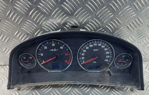 Opel Signum Speedometer (instrument cluster) 13159797BL