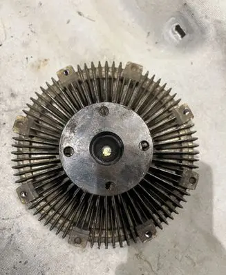 Mitsubishi Pajero Viscous fan clutch 